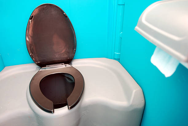Affordable portable toilet rental in Glasgow, MO